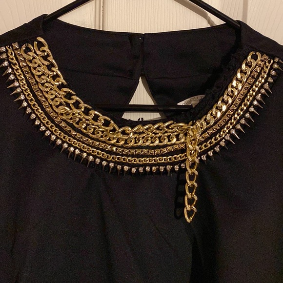 Fitted dress w/ front thigh split - Picture 2 of 8